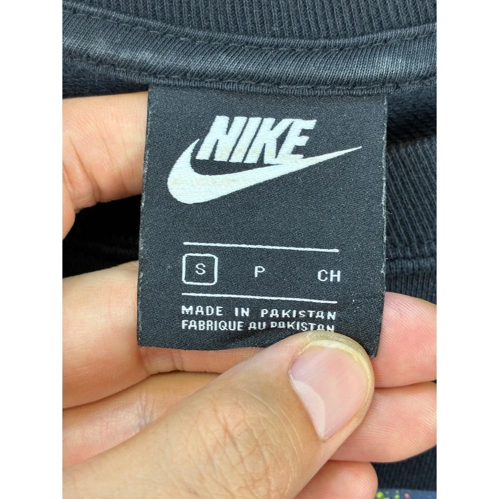 Nike Graphic Swoosh Short Sleeve Cropped T-Shirt Womens S Black Pink Cinch Hem